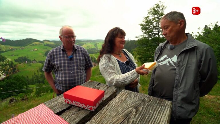 Bäuerin Anita aus Bauer ledig sucht begrüsst ihre beiden Hofherren im Emmental